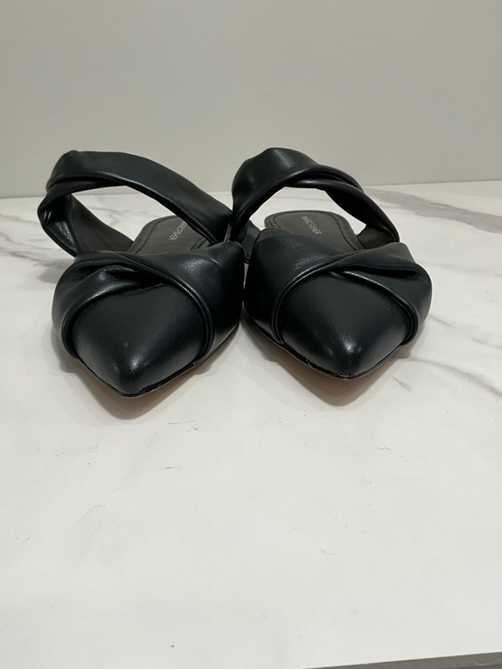 MARC FISHER Satera Black Twisted Leather Pointed Toe Mule Slides Size 8.5 - Picture 4 of 6